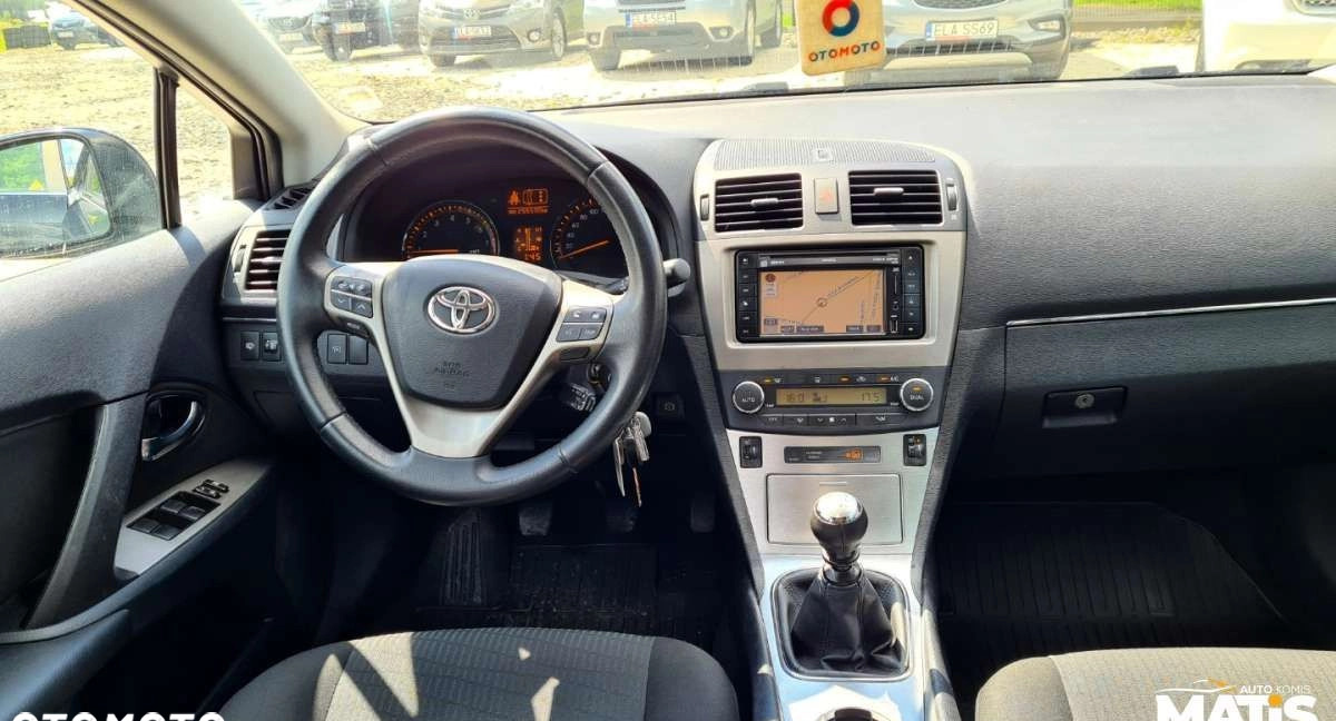 Toyota Avensis cena 27900 przebieg: 255000, rok produkcji 2009 z Radziejów małe 781